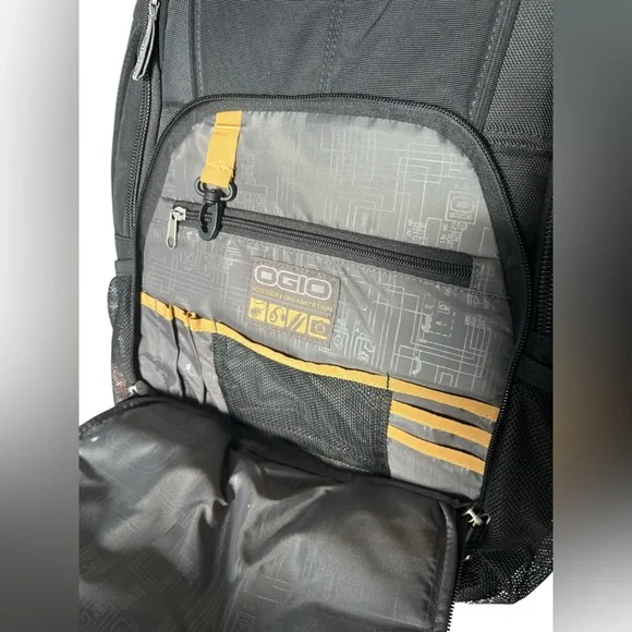 OGIO Charcoal and Black Men's Backpack